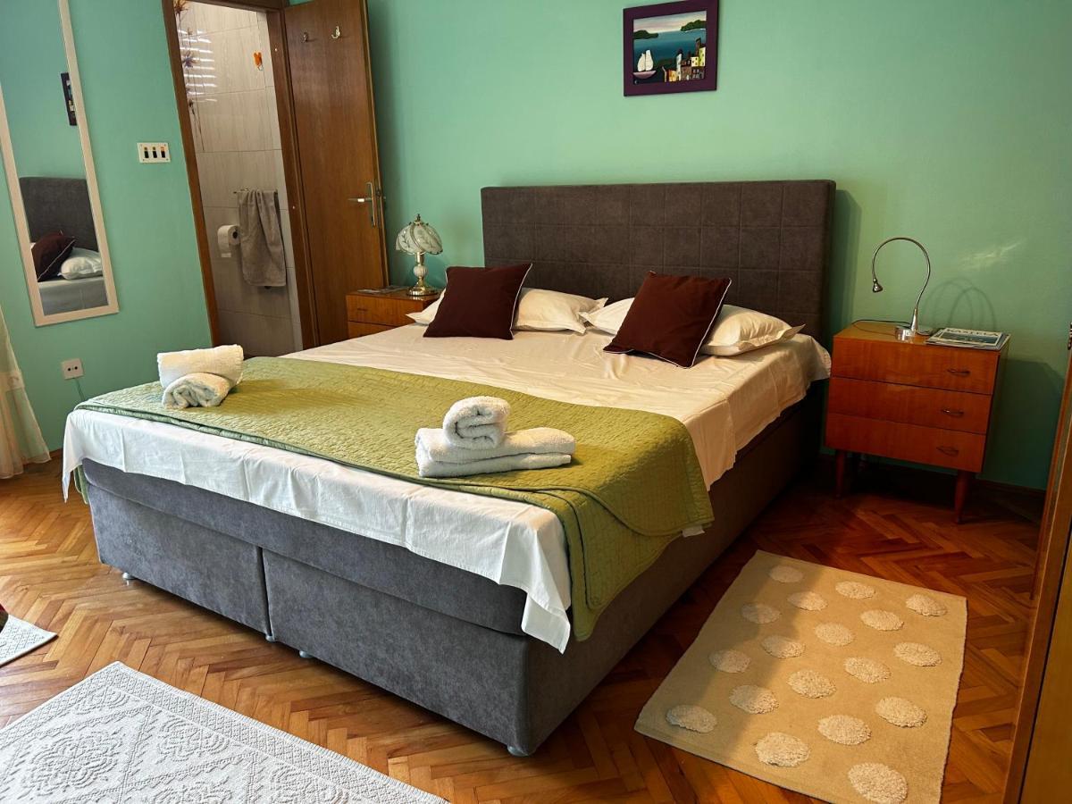 Soba Za Odmor Nika Hotel Kaštela Eksteriør billede